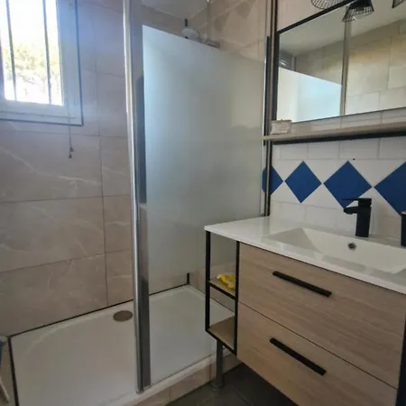 Les Cyclades - Jolie Maison De Avec Cour Cloturee Sans Vis A Vis - Clim - Parking - Piscine Holiday home Saint-Cyprien (Pyrenees-Orientales)