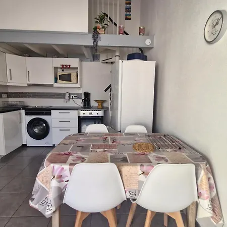 Holiday home Les Cyclades - Jolie Maison De Avec Cour Cloturee Sans Vis A Vis - Clim - Parking - Piscine